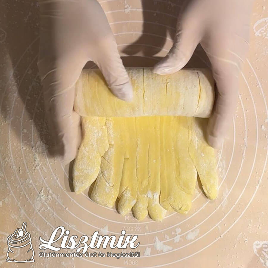 Croissant Loaf  - LisztMIX LEVELES MIX