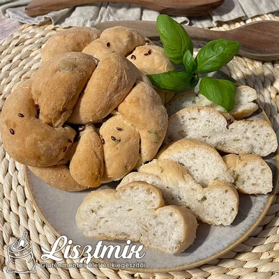 Bazsalikomos császárzsemle