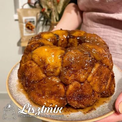 Fahéjas majomkenyér kuglóf