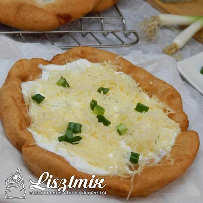 Átol Tibor gluténmentes séf által fejlesztett lángos